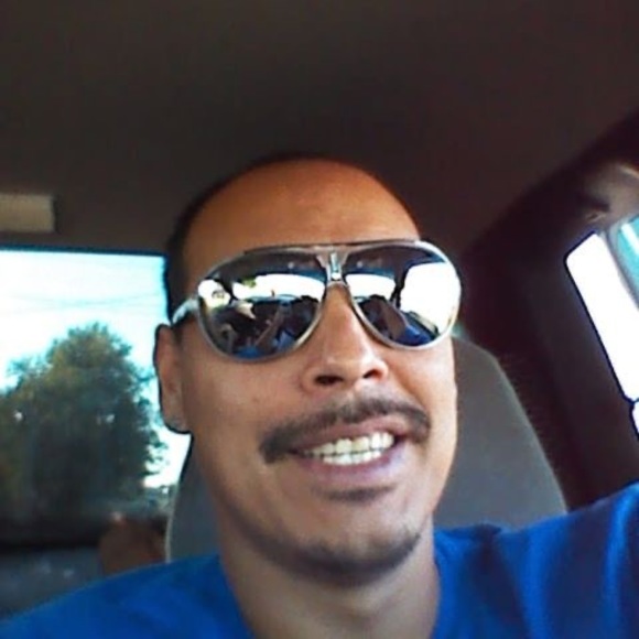 Meet your Posher, Brad - Picture 1 of 1